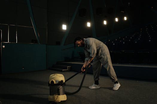 Importance of Regular Cleaning Services for a Healthy Workspace