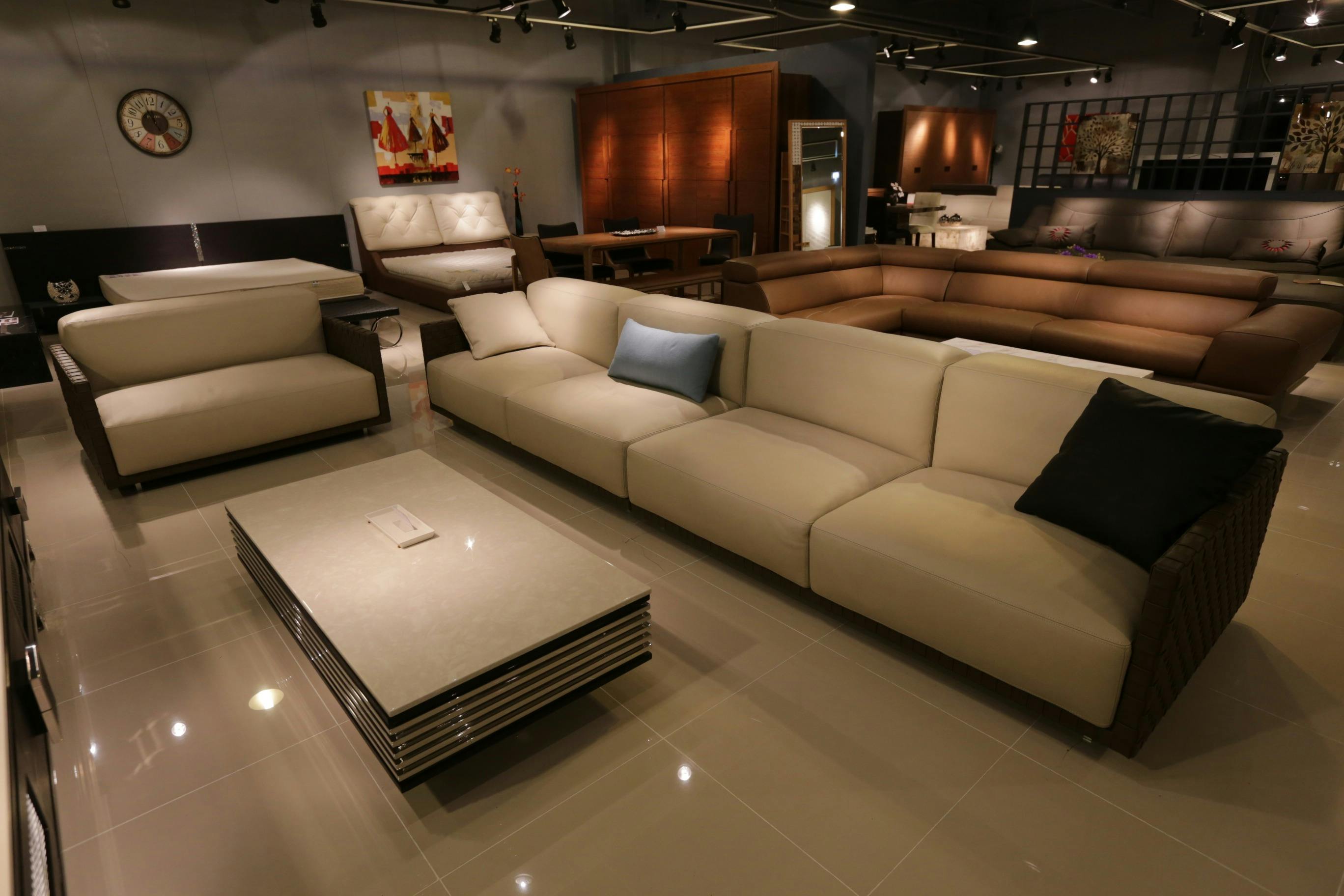 7 Benefits of Professional Sofa Cleaning in Qatar